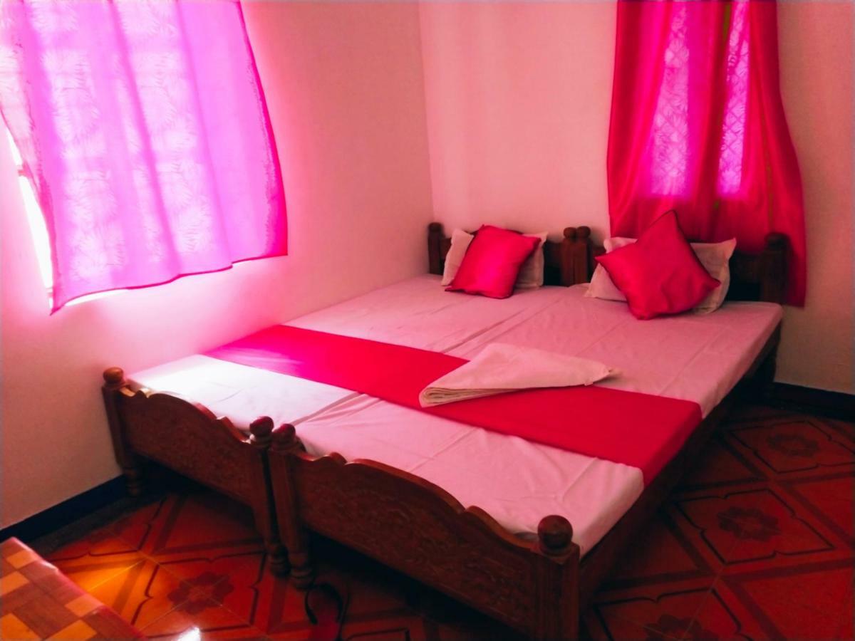 Mini Homestay Khajurāho Buitenkant foto