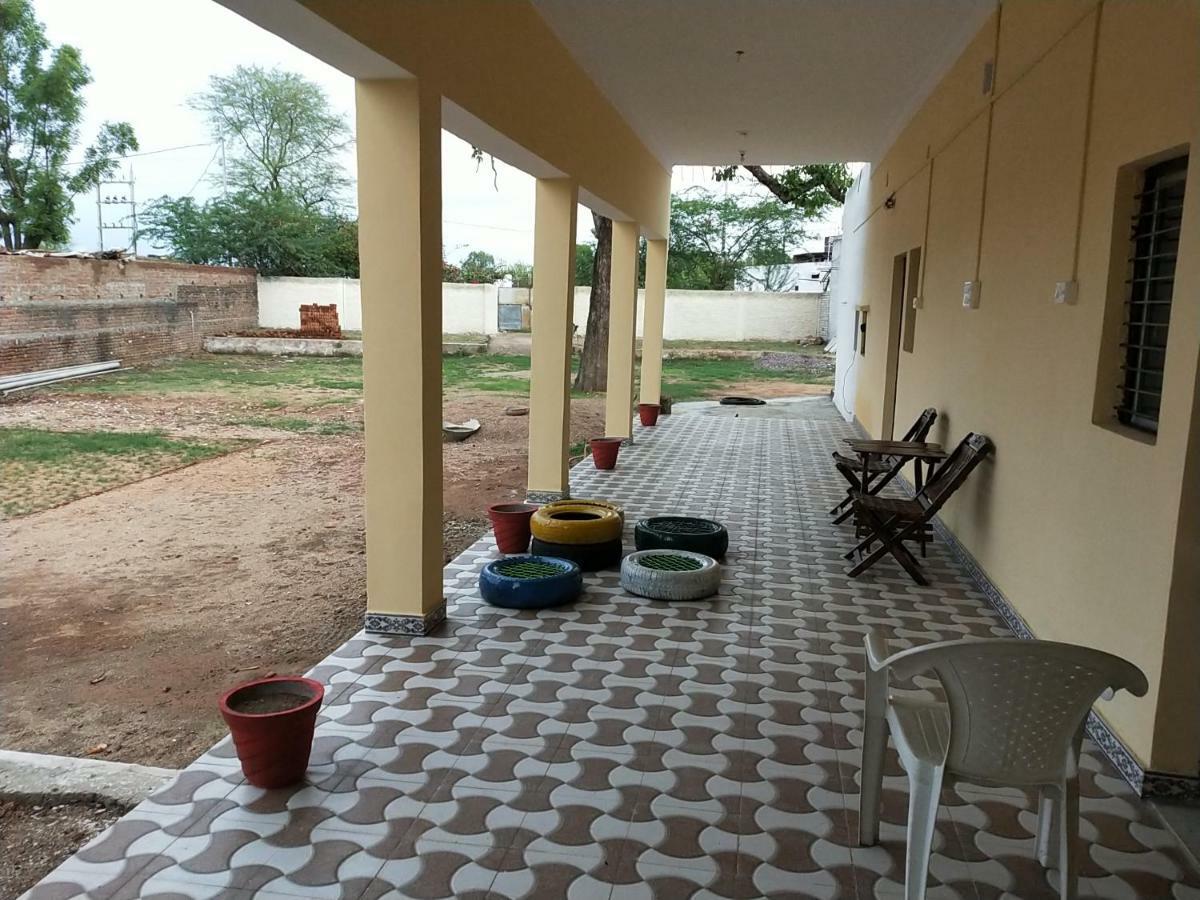 Mini Homestay Khajurāho Buitenkant foto